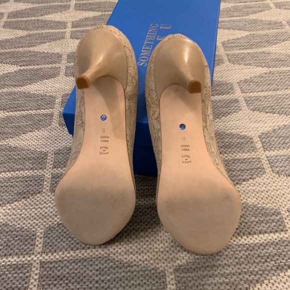 Something Bleu nude lace kitten heel - Picture 3 of 6